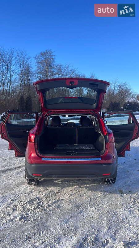 Внедорожник / Кроссовер Nissan Rogue Sport 2019 в Львове