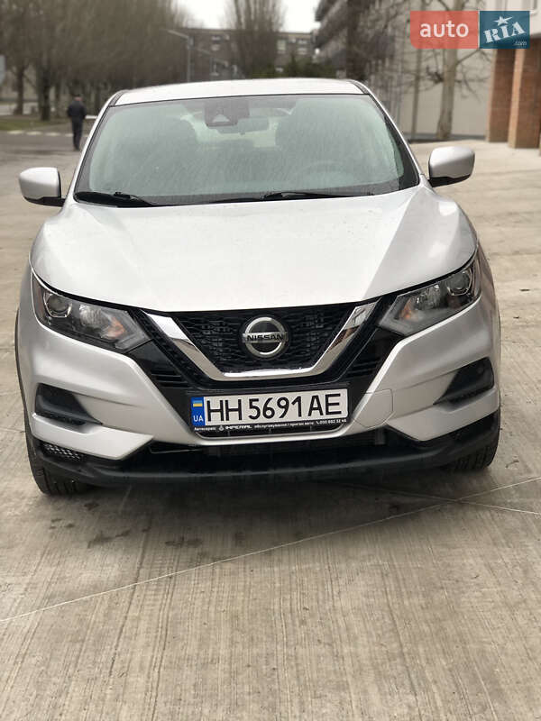 Nissan Rogue Sport 2021