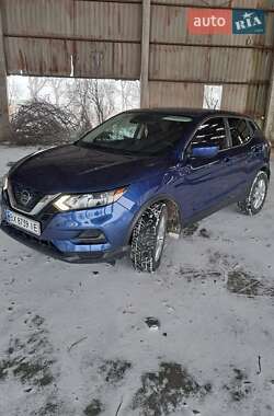 Внедорожник / Кроссовер Nissan Rogue Sport 2021 в Чемеровцах