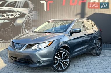 Внедорожник / Кроссовер Nissan Rogue Sport 2018 в Львове