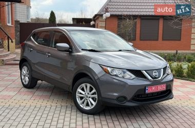 Позашляховик / Кросовер Nissan Rogue Sport 2018 в Вінниці