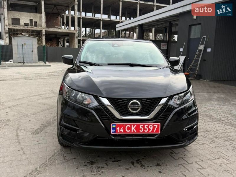 Nissan Rogue Sport 2021