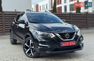 Внедорожник / Кроссовер Nissan Rogue Sport 2022 в Львове