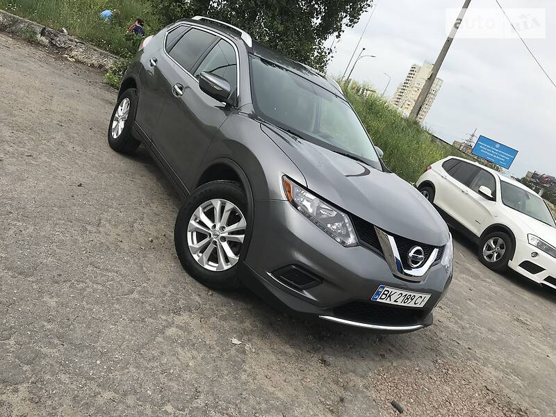 Позашляховик / Кросовер Nissan Rogue 2015 в Києві
