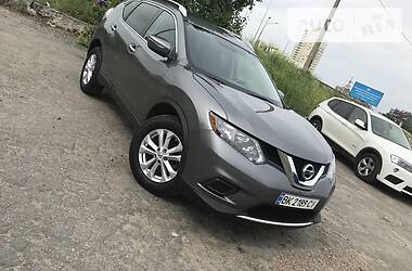 Позашляховик / Кросовер Nissan Rogue 2015 в 