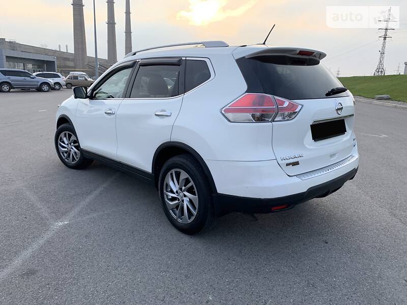 Позашляховик / Кросовер Nissan Rogue 2014 в Дніпрі