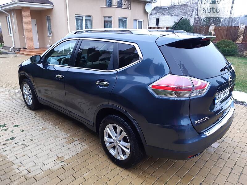 Позашляховик / Кросовер Nissan Rogue 2014 в 