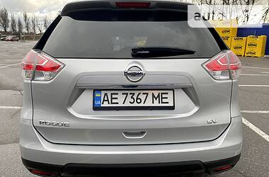 Позашляховик / Кросовер Nissan Rogue 2016 в 