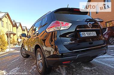 Внедорожник / Кроссовер Nissan Rogue 2015 в Виннице