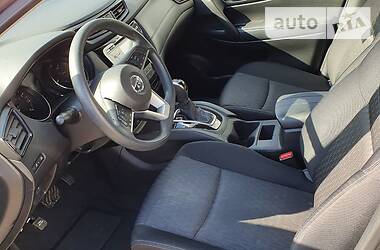 Позашляховик / Кросовер Nissan Rogue 2017 в 