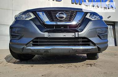Позашляховик / Кросовер Nissan Rogue 2017 в 