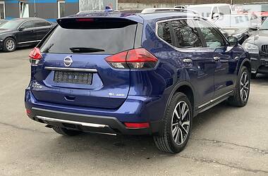 Внедорожник / Кроссовер Nissan Rogue 2018 в Киеве