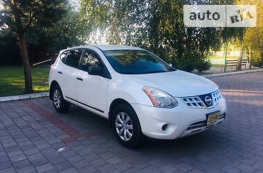 Позашляховик / Кросовер Nissan Rogue 2010 в 