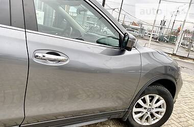 Позашляховик / Кросовер Nissan Rogue 2017 в 