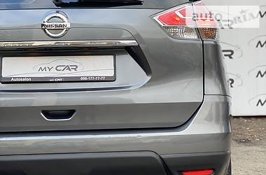 Позашляховик / Кросовер Nissan Rogue 2016 в 