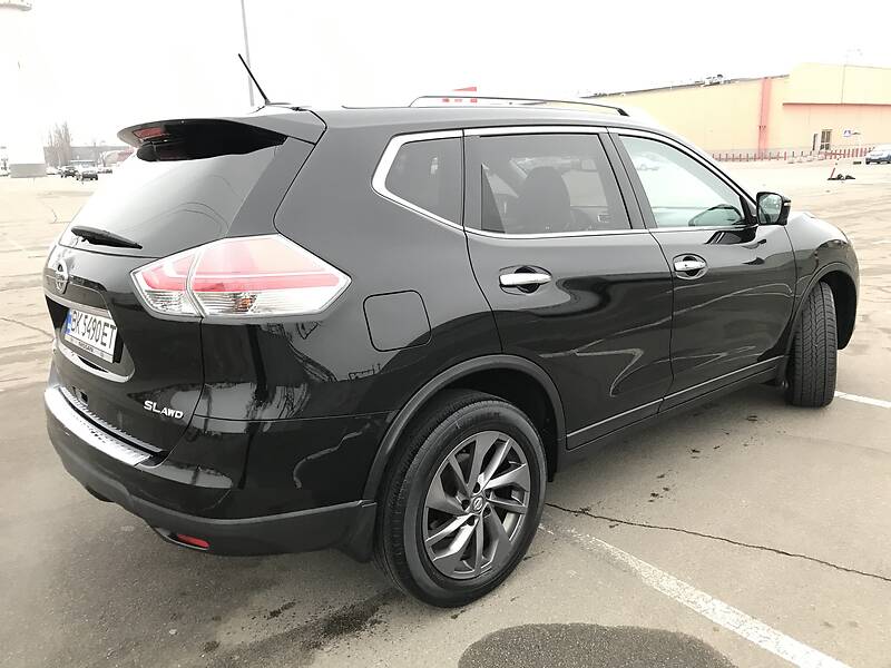 Позашляховик / Кросовер Nissan Rogue 2015 в Києві