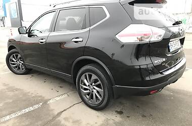 Позашляховик / Кросовер Nissan Rogue 2015 в 