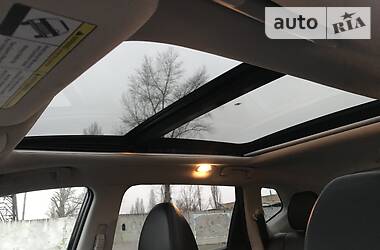 Позашляховик / Кросовер Nissan Rogue 2015 в 
