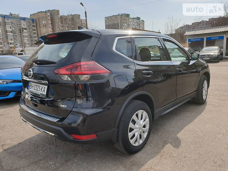 Позашляховик / Кросовер Nissan Rogue 2018 в Одесі