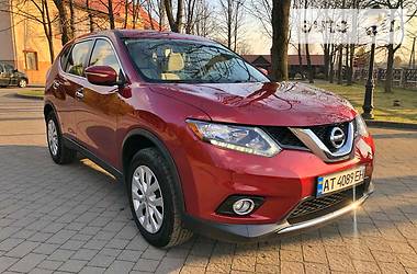 Внедорожник / Кроссовер Nissan Rogue 2015 в Полтаве