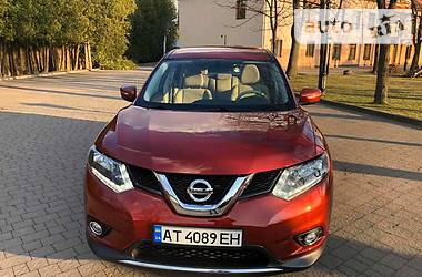 Внедорожник / Кроссовер Nissan Rogue 2015 в Полтаве