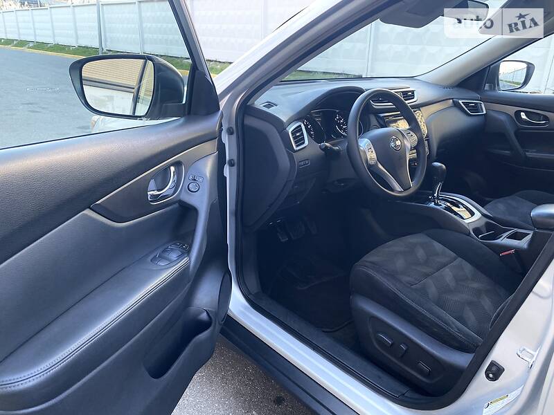 Позашляховик / Кросовер Nissan Rogue 2014 в Києві