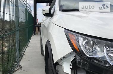 Позашляховик / Кросовер Nissan Rogue 2017 в 