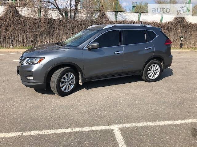 Позашляховик / Кросовер Nissan Rogue 2017 в Дніпрі
