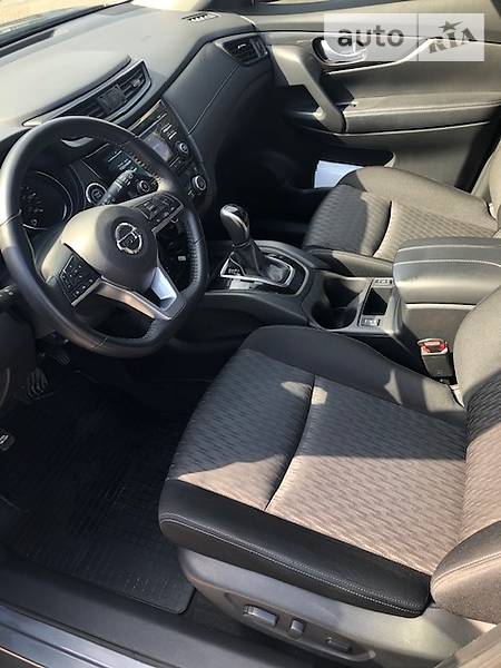 Позашляховик / Кросовер Nissan Rogue 2017 в Дніпрі