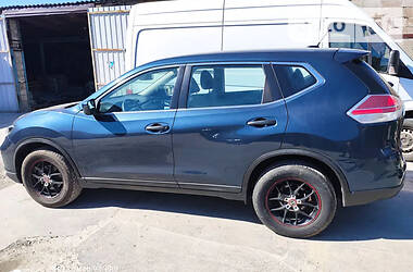 Позашляховик / Кросовер Nissan Rogue 2016 в 