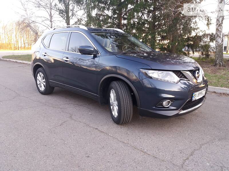 Позашляховик / Кросовер Nissan Rogue 2016 в Полтаві