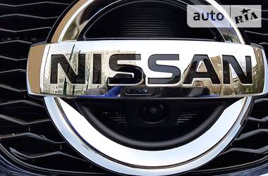 Позашляховик / Кросовер Nissan Rogue 2014 в 