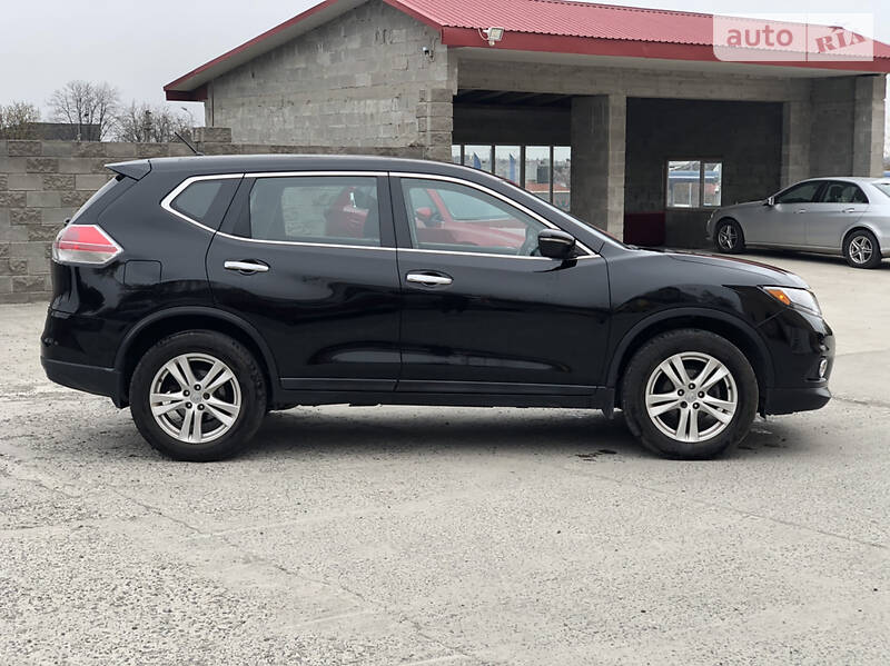 Позашляховик / Кросовер Nissan Rogue 2014 в Луцьку