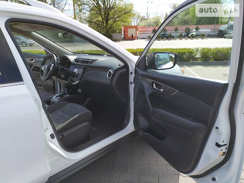 Позашляховик / Кросовер Nissan Rogue 2016 в Житомирі фото 21 Позашляховик / Кросовер Nissan Rogue 2016 в Житомирі