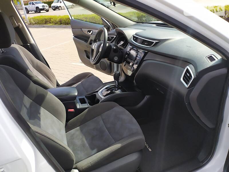 Позашляховик / Кросовер Nissan Rogue 2016 в Житомирі фото 22 Позашляховик / Кросовер Nissan Rogue 2016 в Житомирі