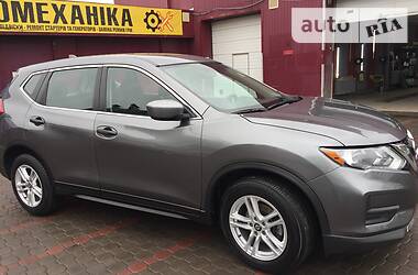Позашляховик / Кросовер Nissan Rogue 2017 в 