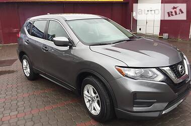 Позашляховик / Кросовер Nissan Rogue 2017 в 