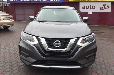 Позашляховик / Кросовер Nissan Rogue 2017 в 