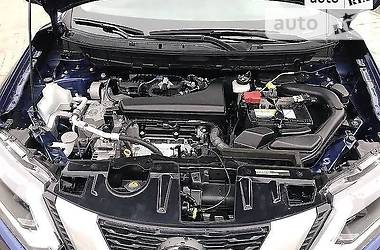 Позашляховик / Кросовер Nissan Rogue 2017 в 