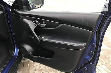 Позашляховик / Кросовер Nissan Rogue 2017 в 