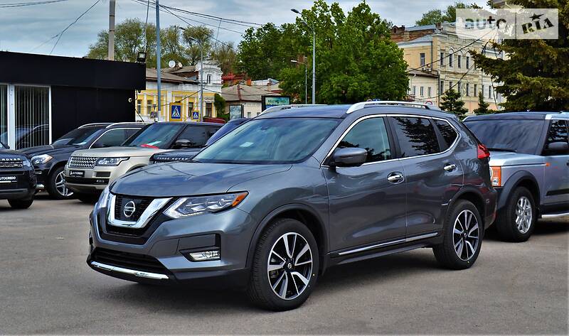 Позашляховик / Кросовер Nissan Rogue 2017 в Харкові