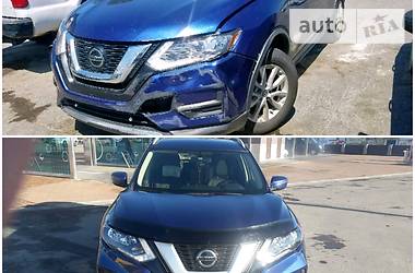 Позашляховик / Кросовер Nissan Rogue 2017 в 
