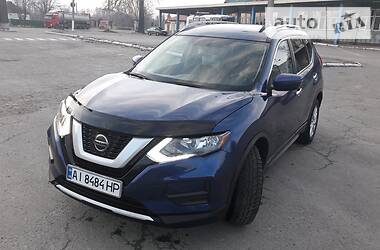 Позашляховик / Кросовер Nissan Rogue 2017 в 