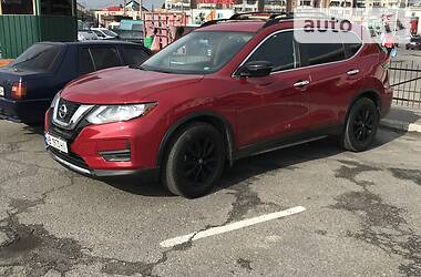 Внедорожник / Кроссовер Nissan Rogue 2017 в Виннице