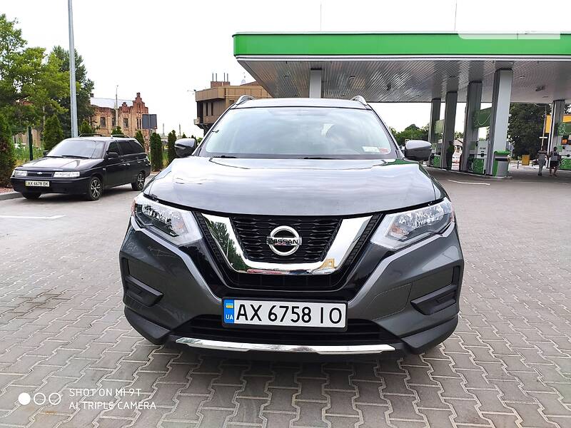 Позашляховик / Кросовер Nissan Rogue 2016 в Харкові