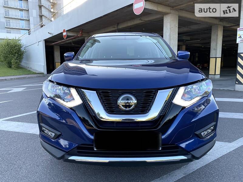 Позашляховик / Кросовер Nissan Rogue 2018 в Києві