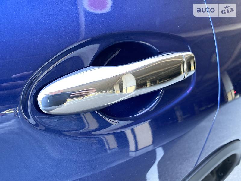 Позашляховик / Кросовер Nissan Rogue 2018 в Києві