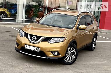 Позашляховик / Кросовер Nissan Rogue 2014 в 