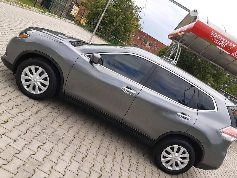 Позашляховик / Кросовер Nissan Rogue 2016 в Коломиї