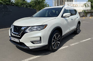 Позашляховик / Кросовер Nissan Rogue 2016 в 